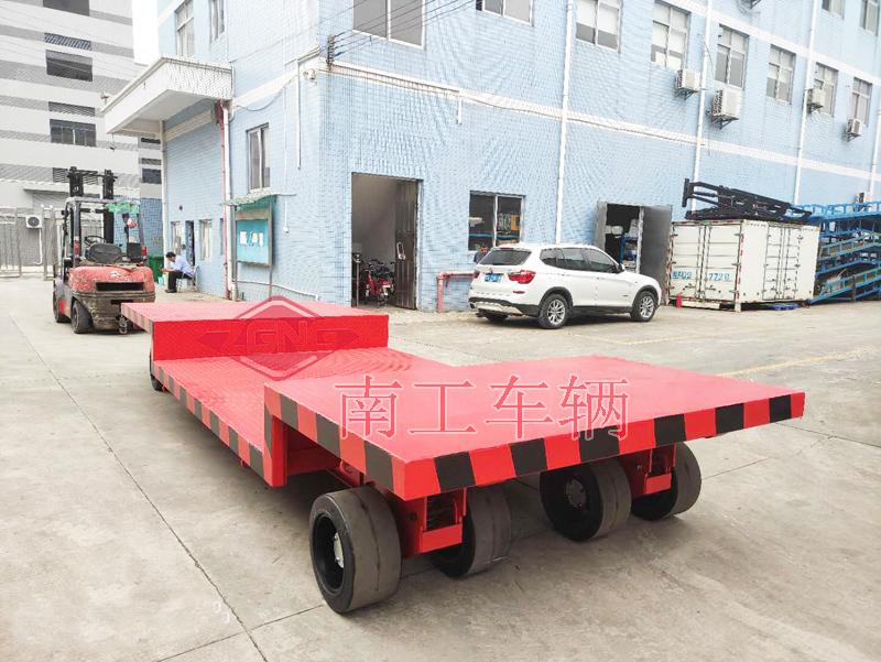 15吨凹型U8（中国） 机电组设备用工具拖车