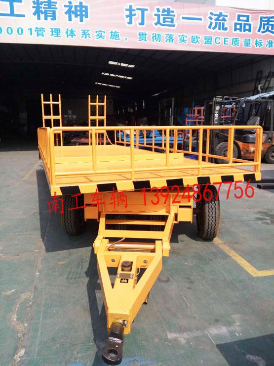 5吨带登车桥护栏型U8（中国）