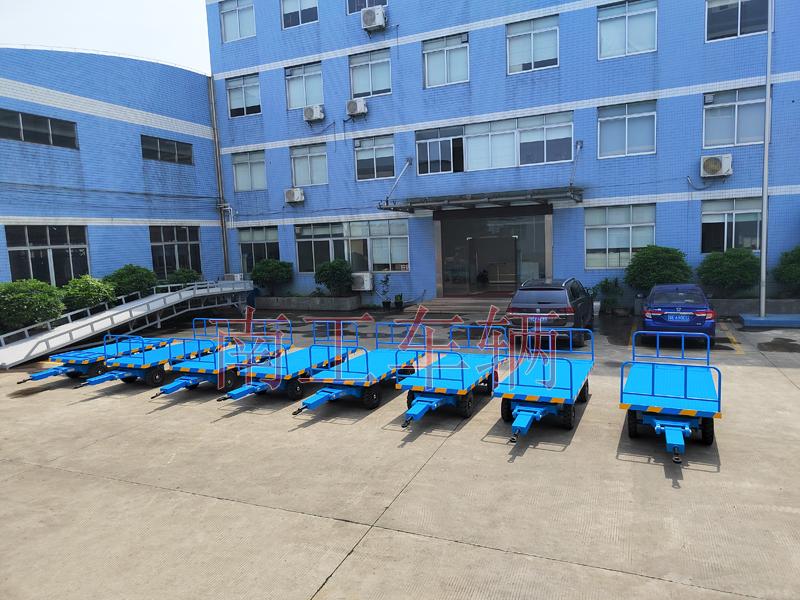 3吨无动力牵引U8（中国）组前后可拆护栏