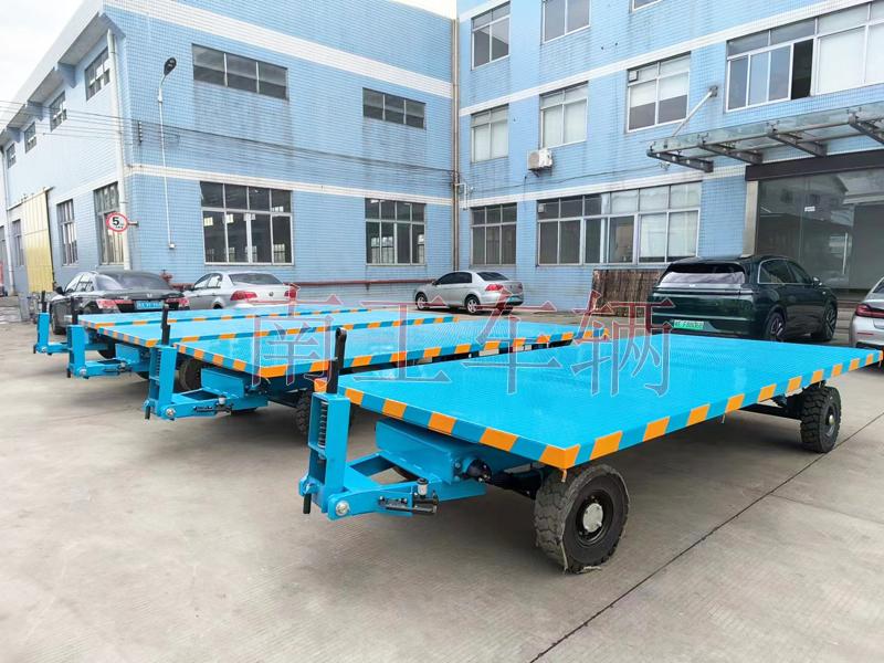 6吨U8（中国）蓝色 带减震带刹车工具拖车