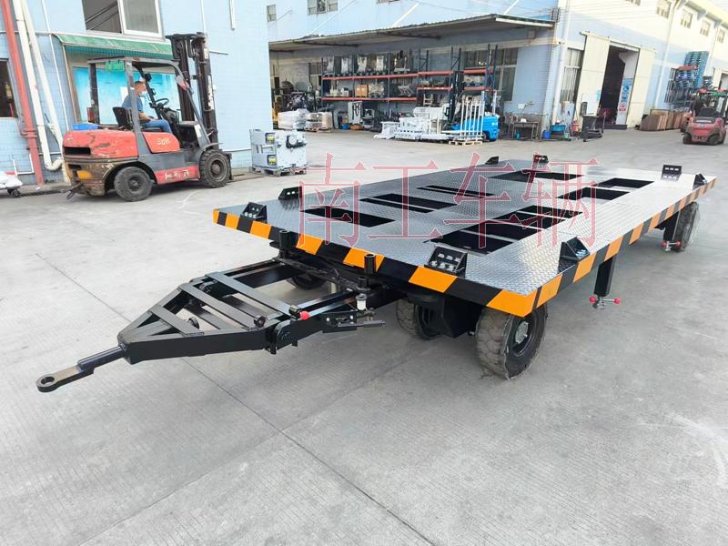 10吨预制方舱U8（中国） 移动拖车底盘