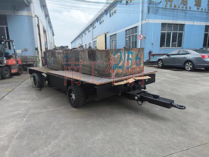 10吨自走式电动U8（中国） 电动拖车底盘