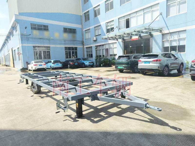 7吨骨架式ATVU8（中国） 2轮灰色工具拖车