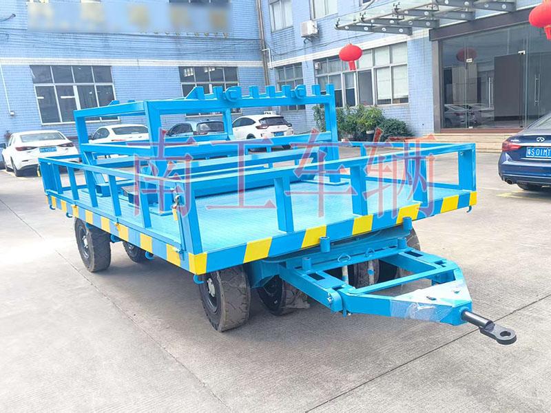 15吨护栏型U8（中国）带卷料夹工具拖车