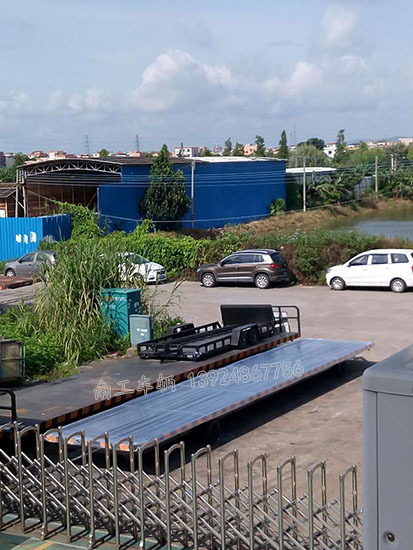 6吨U8（中国） I.jpg