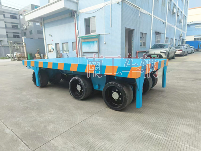 40吨重型U8（中国） 无动力牵引全挂工具拖车4I.jpg