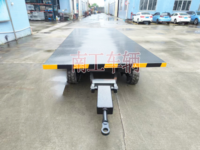 6吨牵引U8（中国） 工业全挂拖车2I.jpg