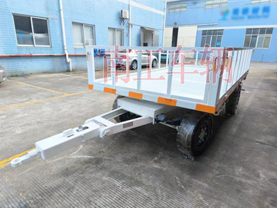 3吨护栏型U8（中国） 白色I.jpg