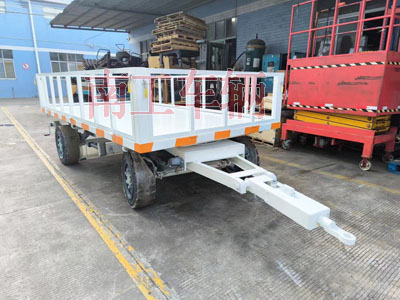 3吨护栏型U8（中国） 白色2I.jpg