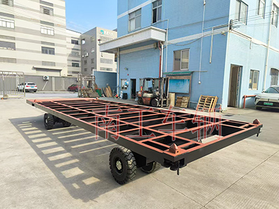 12吨骨架式U8（中国） 带角锁刹车全挂车2I.jpg