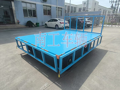 5吨下翻式护栏U8（中国） 全挂工具拖车4I.jpg