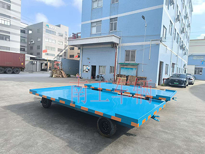 4吨牵引U8（中国） 全挂式工具拖车3I.jpg