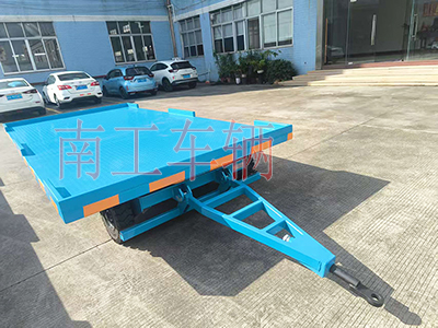 4吨牵引U8（中国） 全挂式工具拖车5I.jpg