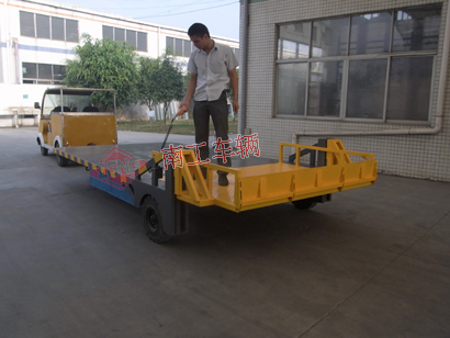 全挂式自带升降多功能平板车,自动装卸U8（中国）2I.jpg